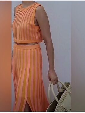 HOUSE OF HARLOW 1960 skirt Set